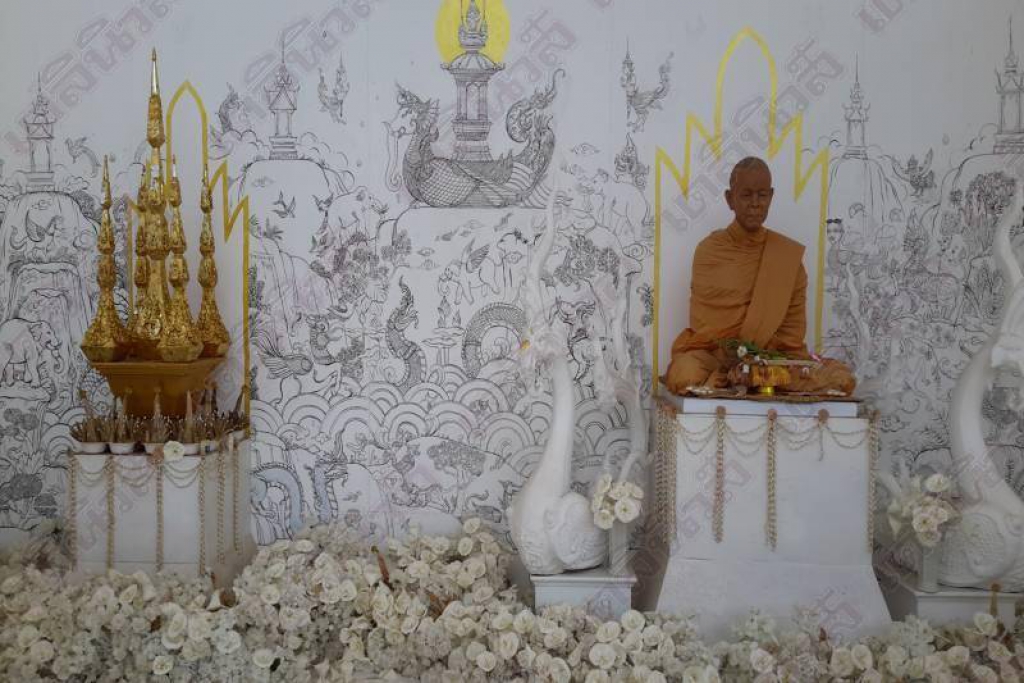 สถานที่พิธีพระราชทานเพลิง 'หลวงพ่อคูณ'ใกล้เสร็จสมบูรณ์