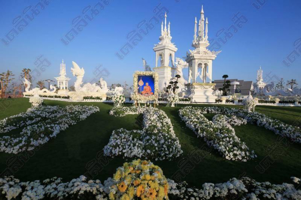 ภาพความงดงามพระเมรุ น้อมส่งดวงวิญญาณ'พ่อคูณ'