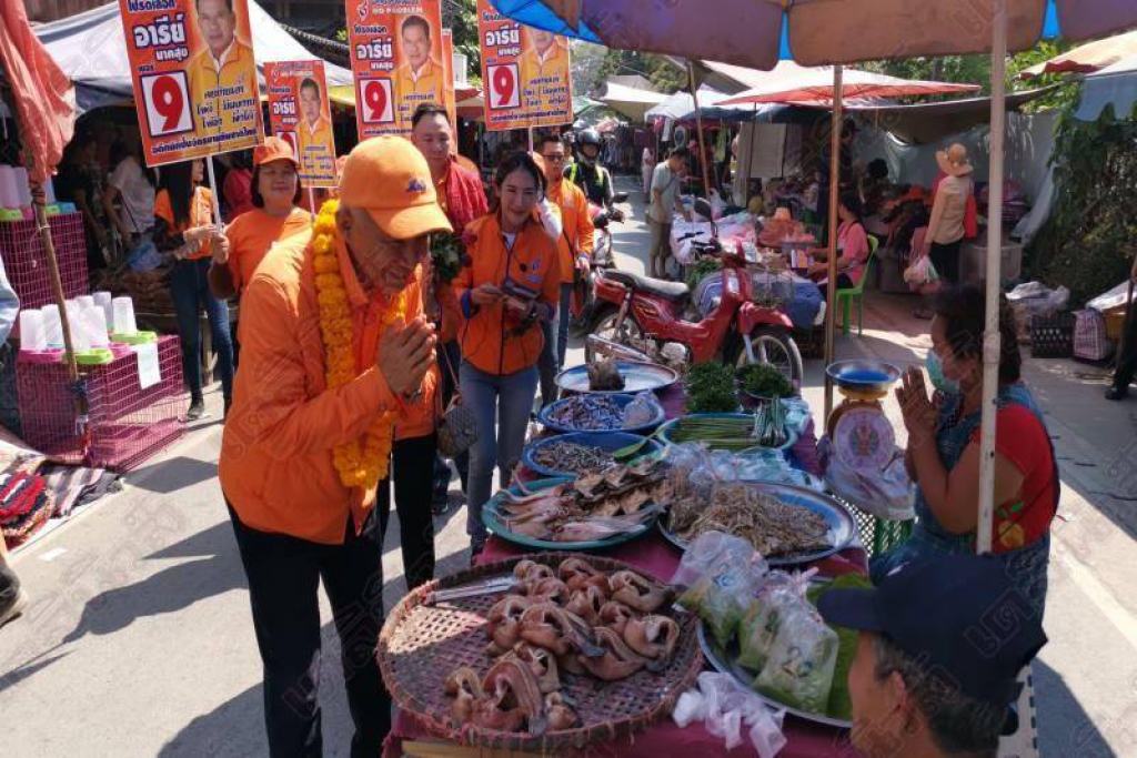 'สุวัจน์ ลุยขึ้นเชียงใหม่ช่วย'แม่หลวงกุ้ง'หาเสียง