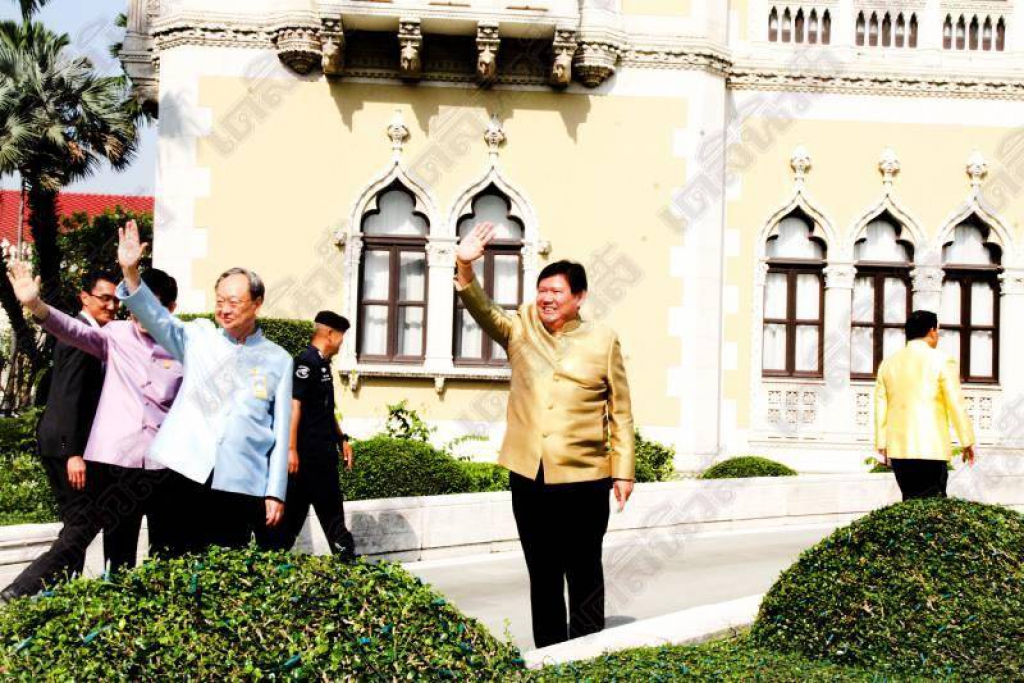 'สุวิทย์'ย่องพบ'สมคิด'ท่ามกลางข่าวลือ 'คนดีล'ตั้งรัฐบาล'ตู่2'  