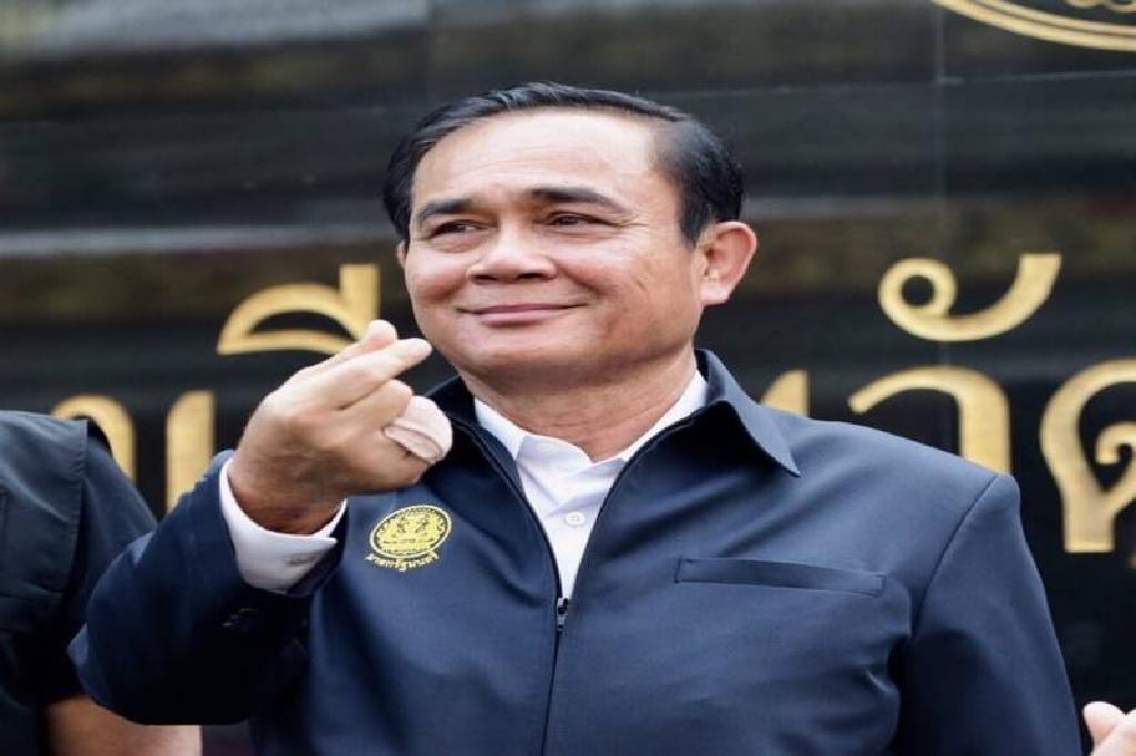 "บิ๊กตู่"ขอคนไทยรวมความรักเข้มแข็งเป็นพลังสร้างชาติ