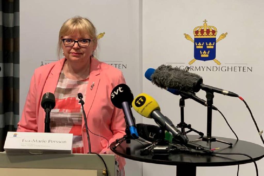 สวีเดนรื้อฟื้นสอบคดีข่มขืน"จูเลียน แอสซานจ์"