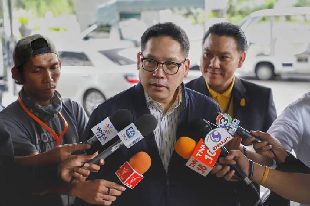 "อุตตม"ปัดข่าว"วิรัช-สุชาติ"ขัดแย้งชิงประธานสภา