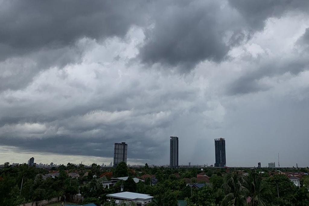 กรมอุตุฯ เตือนฝนถล่มไทยต้นสัปดาห์ ซัดตะวันออก-ใต้อ่วม ระวังอันตราย