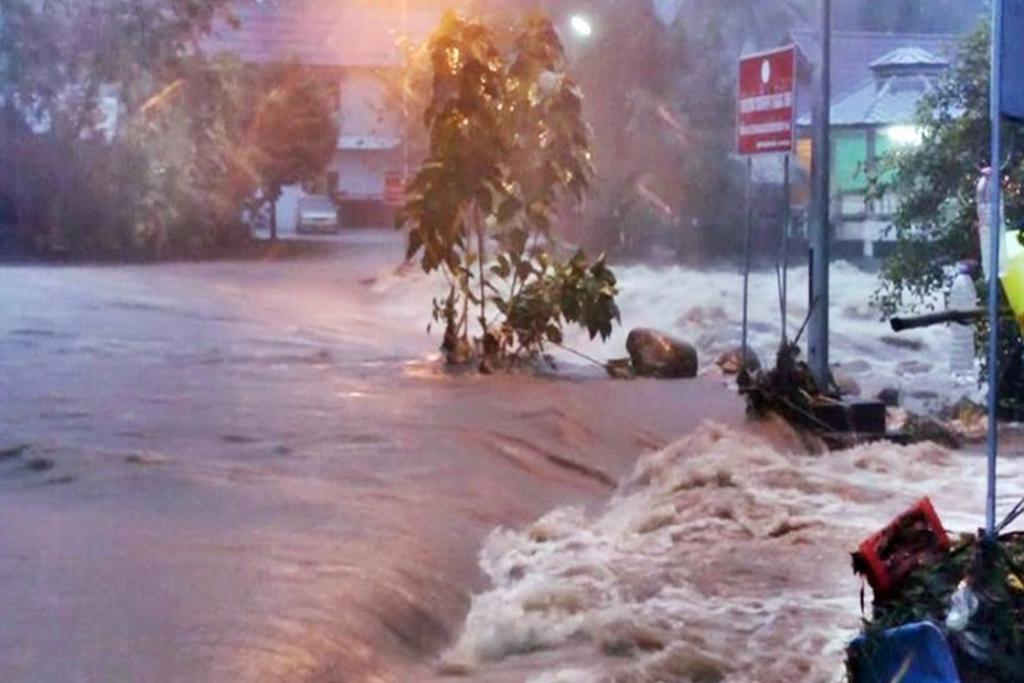 เตือนฝนถล่ม 47 จว. ภาคเหนืออ่วม! ร้อยละ 90 ของพื้นที่ ระวังน้ำป่า-ท่วมฉับพลัน