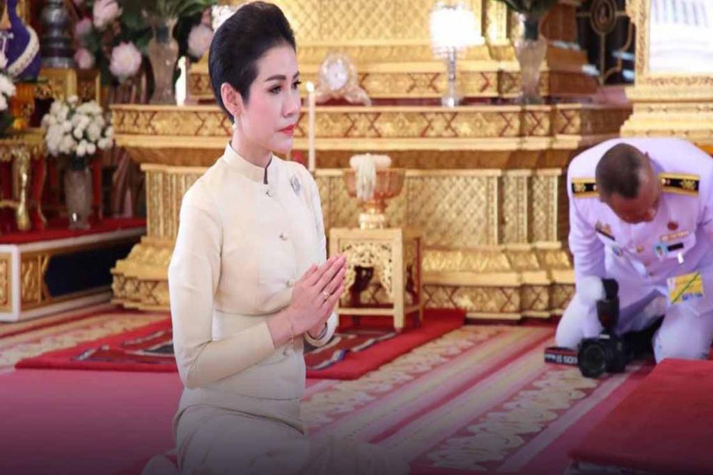 ด่วน!! พระบรมราชโองการ ประกาศ เจ้าคุณพระสินีนาฏฯ มิได้เป็นผู้มีมลทินมัวหมอง