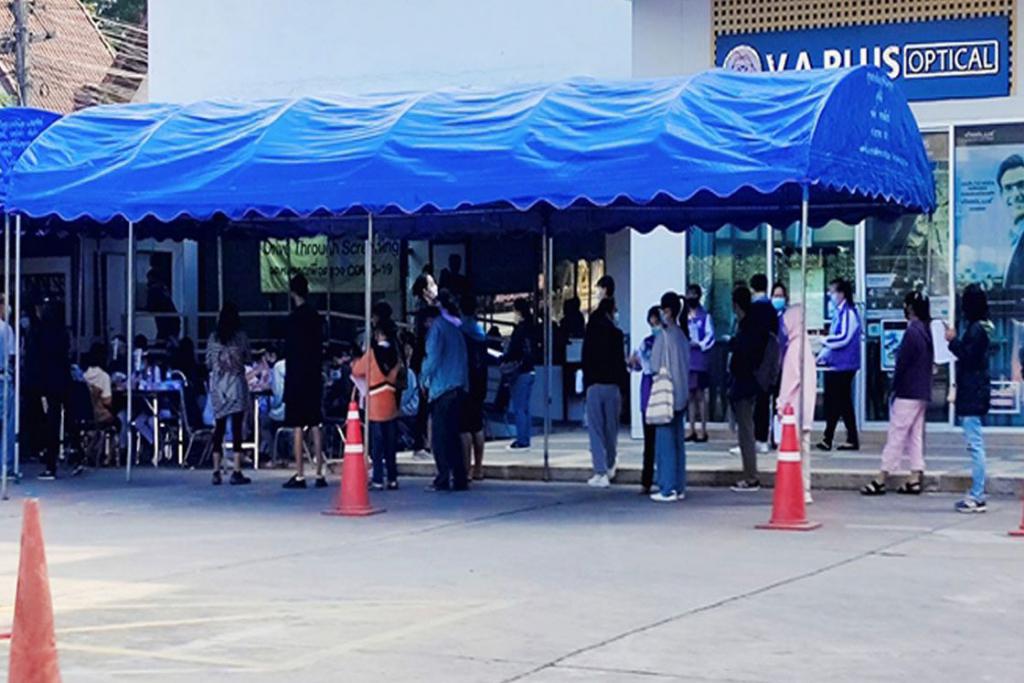 เชียงรายผวา! นับพันแห่ตรวจ โควิด กระทบหนัก พ่อค้าแม่ค้าสูญรายได้