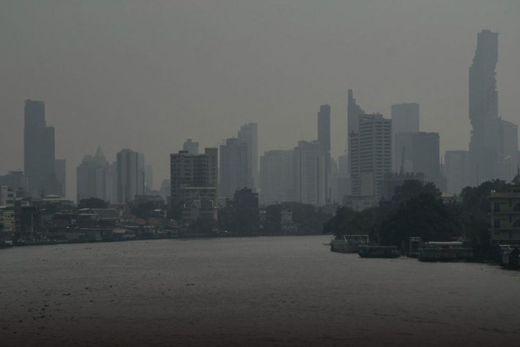 กทม.ค่าฝุ่นพิษยังพุ่งสูง ดินแดงสูงสุด 118 มคก. อากาศแย่สุดอันดับ 4 ของโลก