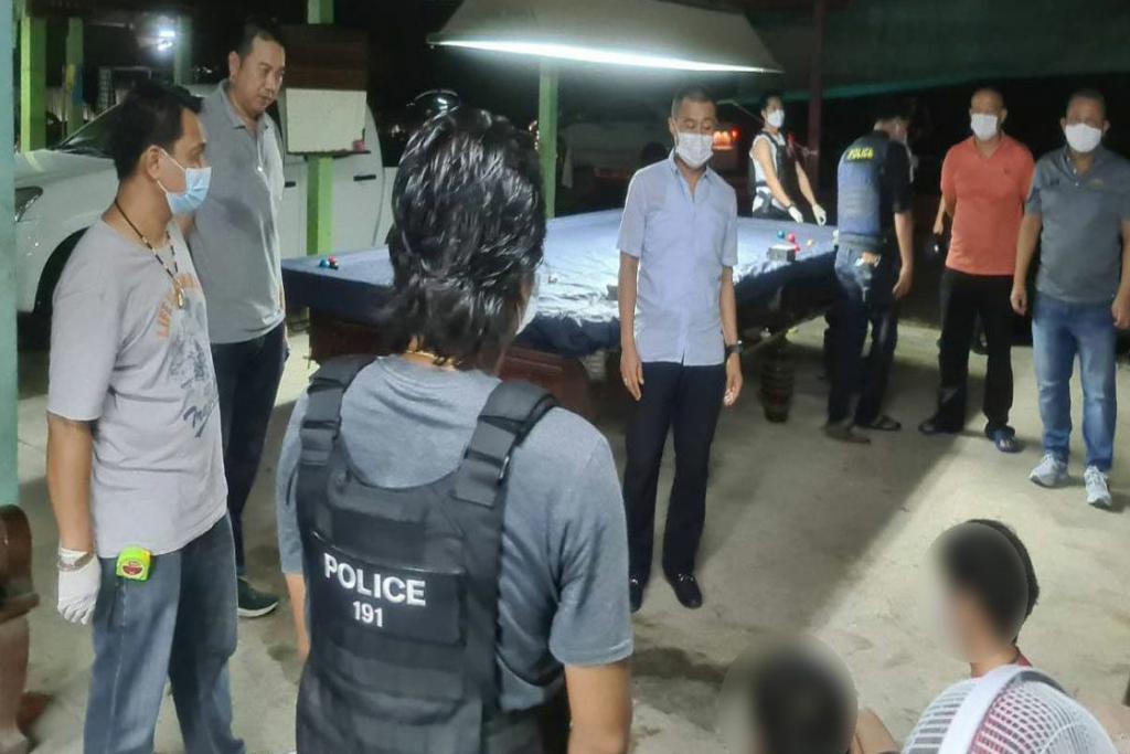 ตร.191 ขยายผลจับยาบ้าบิ๊กล็อต 4.1 ล้านเม็ด บุกเข้าค้นฟาร์มไก่ชนดัง พบอีกอื้อ 2.3 ล้านเม็ด รวบผู้ต้องหาพร้อมตรวจยึดของกลางอีกจำนวนมาก