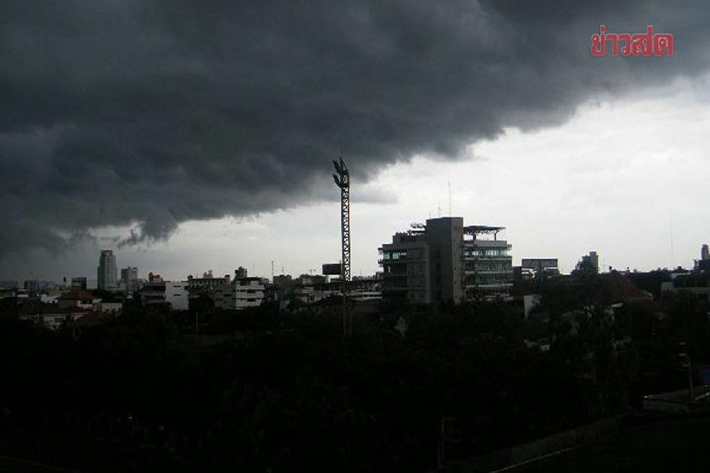 สภาพอากาศวันนี้ กรมอุตุฯ เผยยังร้อนจัด เหนือ ทะลุ 42 องศา เตือนไทยตอนบน มีพายุฤดูร้อน 34 จว.มีฝน