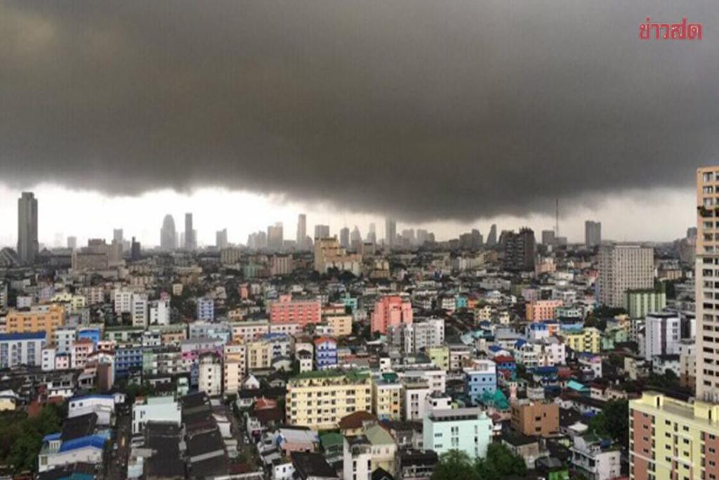 สภาพอากาศวันนี้ กรมอุตุฯ เตือน 48จว.ยังหนัก ฝนถล่ม น้ำท่วมฉับพลัน