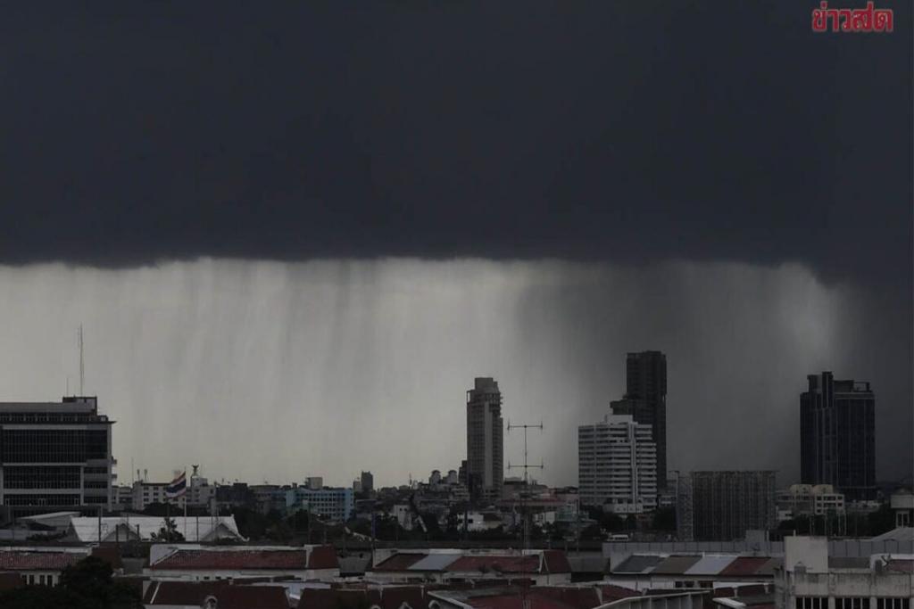 กรมอุตุฯ เตือนทั่วไทยมีฝน มรสุมพัดปกคลุม เหนือระวังน้ำป่า ฝนกระหน่ำกทม. บ่ายถึงค่ำ