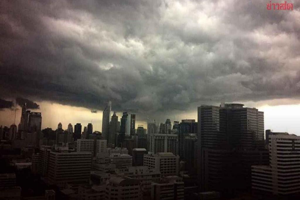 สภาพอากาศวันนี้ กรมอุตุฯ เตือน มรสุม ฝนถล่ม40จังหวัด กทม.โดนเต็มๆ