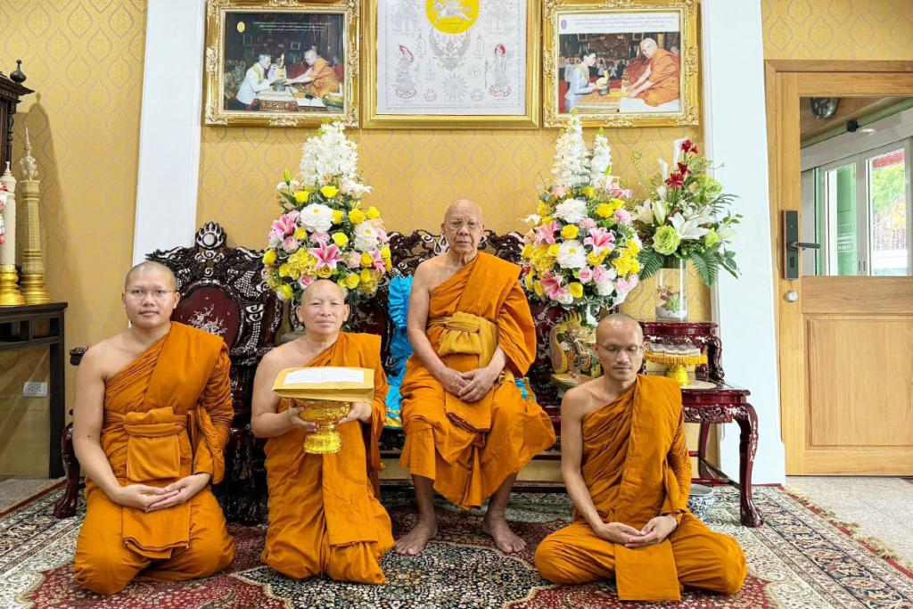 พระพรหมวัชรเมธี ที่ปรึกษากรรมการมหาเถรสมาคม ร่วมอุปถัมภ์โครงการ ทรงจำพระไตรปิฎก ภิกฺขุปาติโมกฺขปาลิเฉลิมพระเกียรติ จำนวน ๑,๓๖๐,๐๐๐ บาท