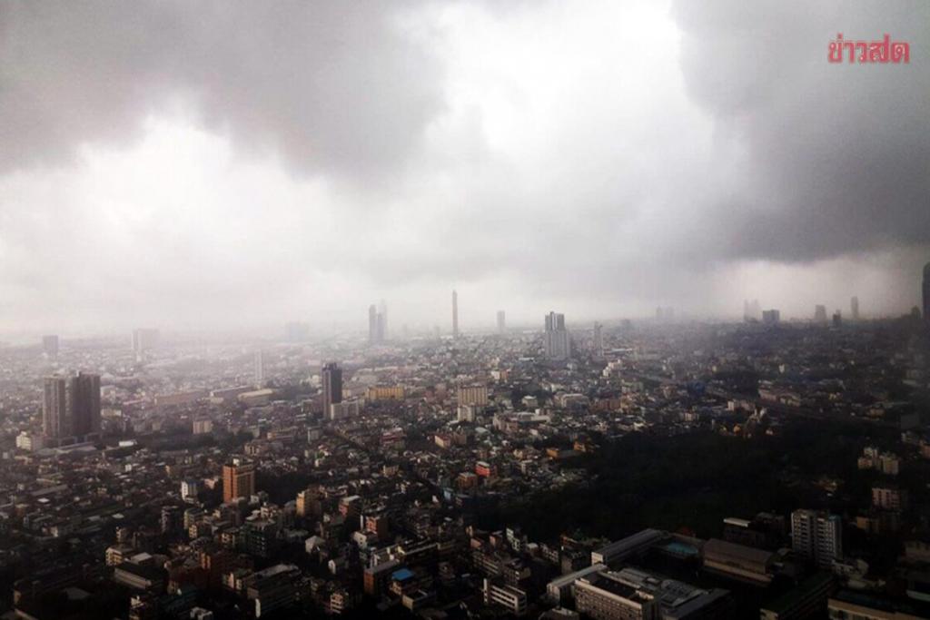 สภาพอากาศวันนี้ กรมอุตุฯเตือน พายุฤดูร้อน เตือน 69 จังหวัด ฝนหนัก กทม.ตกร้อยละ 80