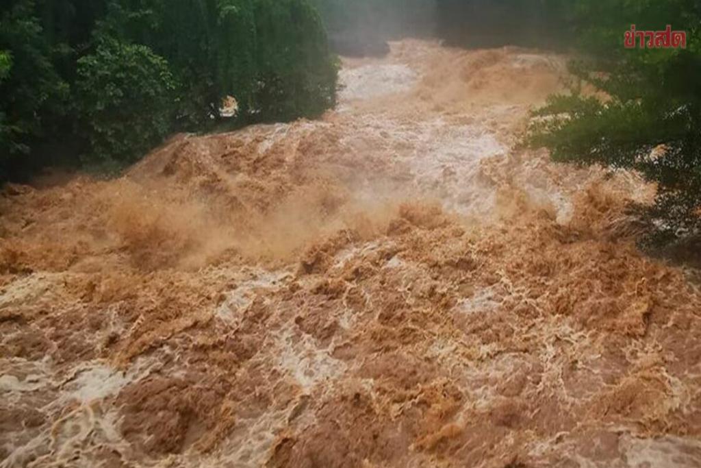 กรมทรัพยากรธรณี เตือน 5 จังหวัด ฝนถล่มหนัก เสี่ยงดินถล่ม น้ำป่าไหลหลาก
