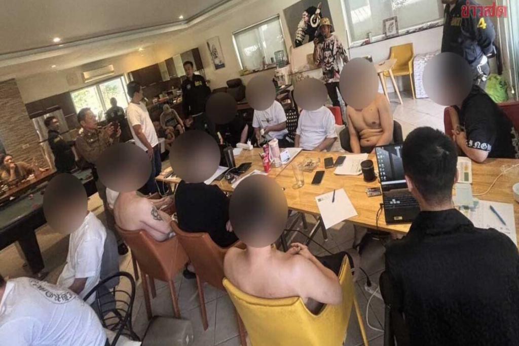 บุกหมู่บ้านหรู ทลายแก๊งอั้งยี่ จับ 25 คนจีน ตั้งฐานปล่อยเงินกู้