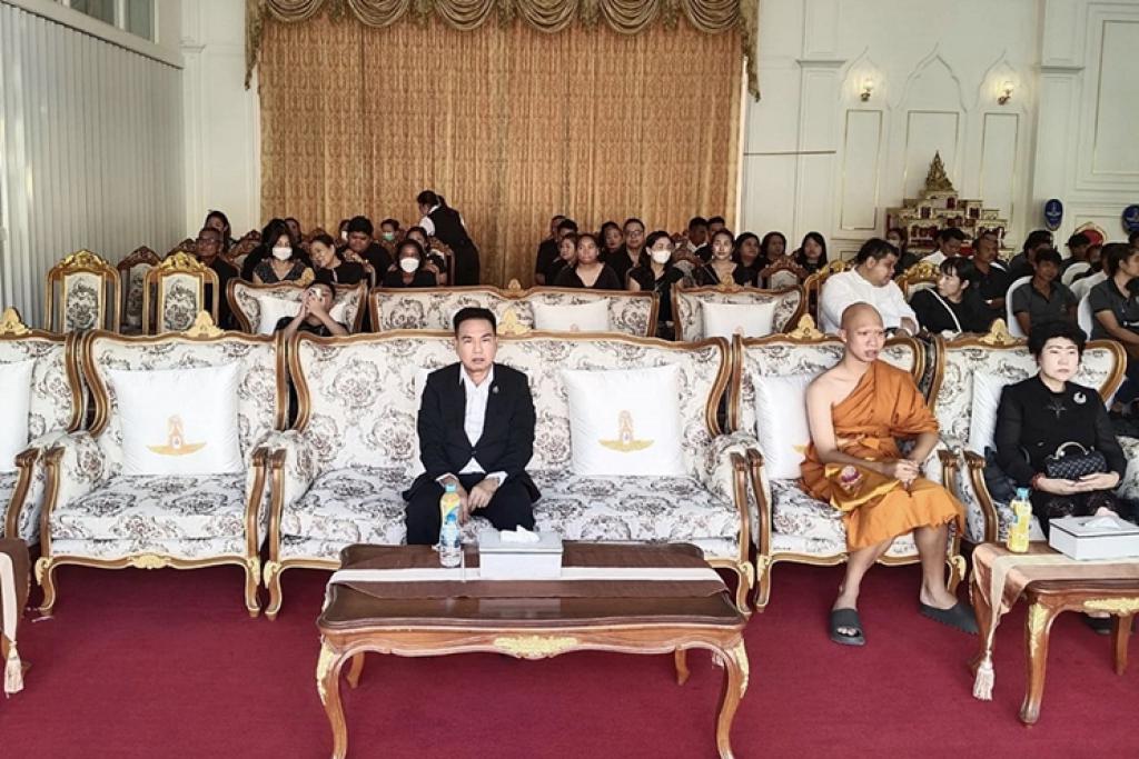 ดร.ชูชีพ ตรีโภคา  เป็นประธานงานฌาปนกิจผู้วายชน “คุณชั้น ไทยพานิช”