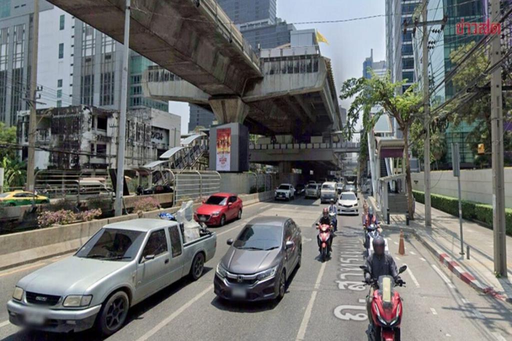 ปิดถนนสาทร ขาเข้าชั่วคราว 4 ก.ย. 5 ทุ่มถึงตี 4 ติดตั้งสกายวอล์ค สุรศักดิ์-กรุงเทพคริสเตียน