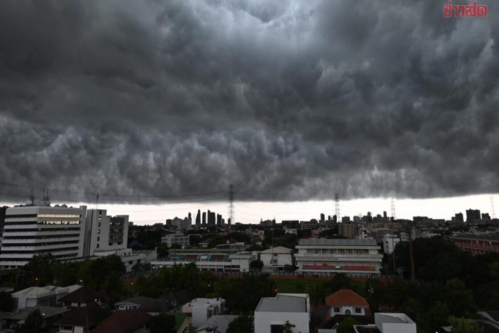 สภาพอากาศวันนี้ กรมอุตุฯ เตือน ฝนเพิ่มขึ้น เปิดชื่อ 38 จังหวัดโดนเต็มๆ