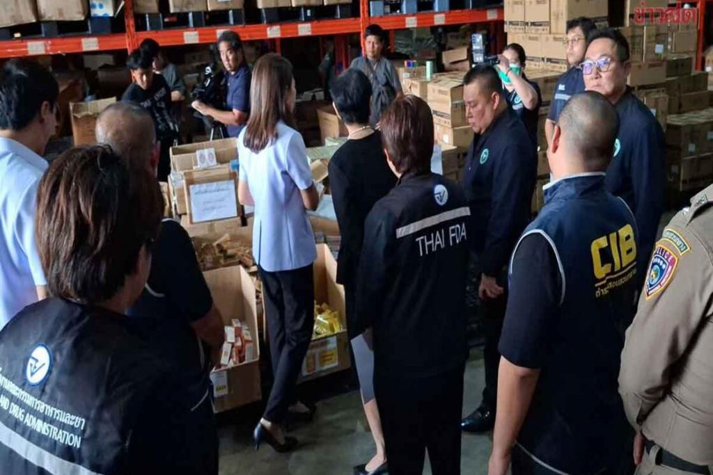 อย. ทลายโกดังลอบนำเข้า เครื่องสำอางผิดกฎหมาย ขายเกลื่อนออนไลน์