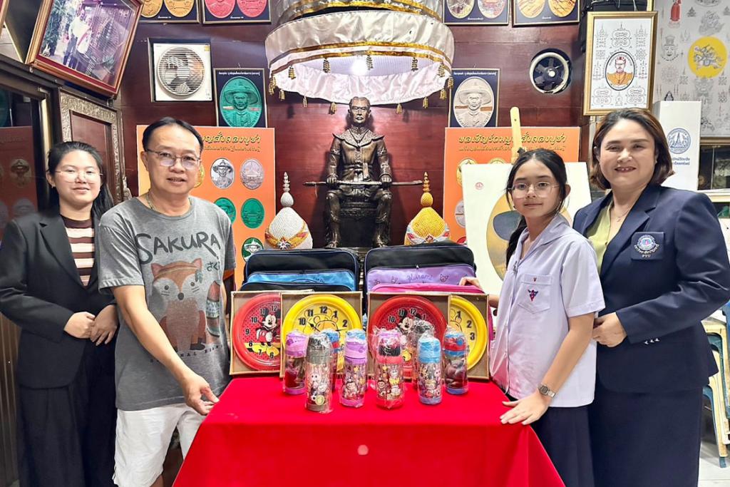 อาจารย์แม้วและครอบครัว มอบของขวัญวันเด็กประจำปี 2569 แด่ชุมชนลานมะขาม