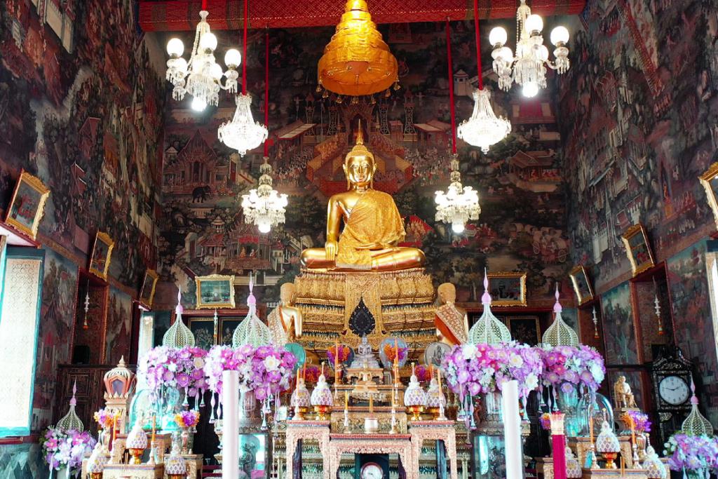 บทที่ 6.2.1 พระพุทธธรรมมิศรราชโลกธาตุดิลก พระประธานในพระอุโบสถวัดอรุณราชวราราม (แอพเดียวเที่ยวทั่ววัดอรุณ)