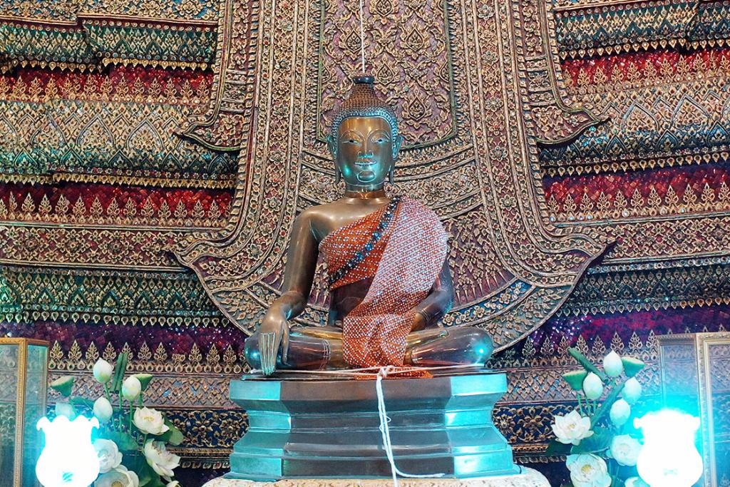 บทที่ 7.2 พระอรุณ หรือพระแจ้ง พระพุทธรูปสำคัญในพระวิหารวัดอรุณราชวราราม (แอพเดียวเที่ยวทั่ววัดอรุณ)