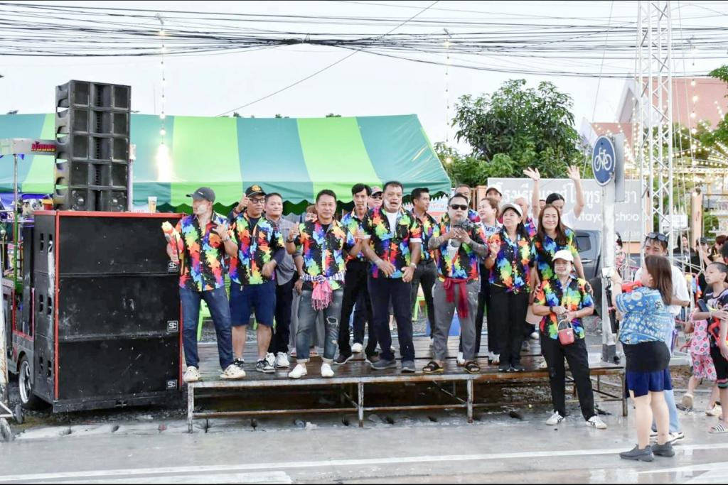 คลายความสงสัย ทำไมพื้นที่ นายกแสน ทต.ลำลูกกา ประเพณีสงกรานต์มีแต่คนชื่นชม