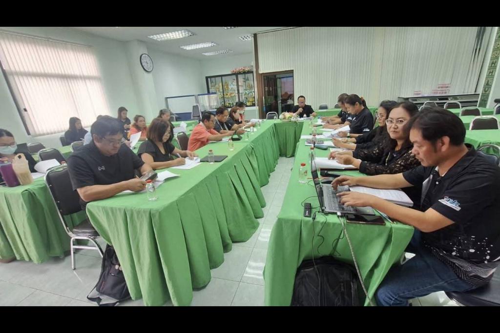 นายก ทต.หงาว เปิดประชุมเคาะอนุมัติโครงการสำคัญ 8 โครงการ ส่งเสริมพัฒนาการศึกษาและสุขภาพ