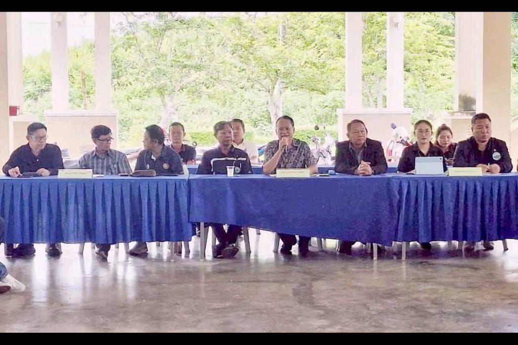 นายก ทต.หงาว เปิดการประชุมประชาคมฯ บูรณาการร่วมหน่วยงานท้องถิ่นพัฒนาชุมชน พร้อมถวายความอาลัยสมเด็จพระเจ้าลูกเธอ เจ้าฟ้าพัชรกิติยาภา