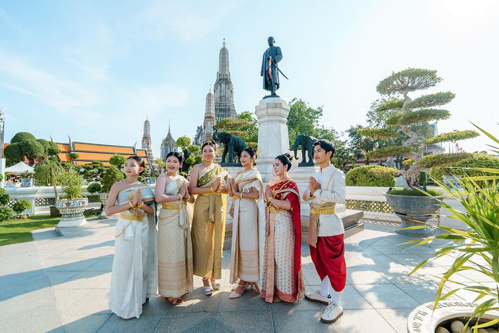 บทที่ 21 &nbsp;พระบรมราชานุสาวรีย์ รัชกาลที่ 2 วัดอรุณราชวราราม (แอพเดียวเที่ยวทั่ววัดอรุณ)
