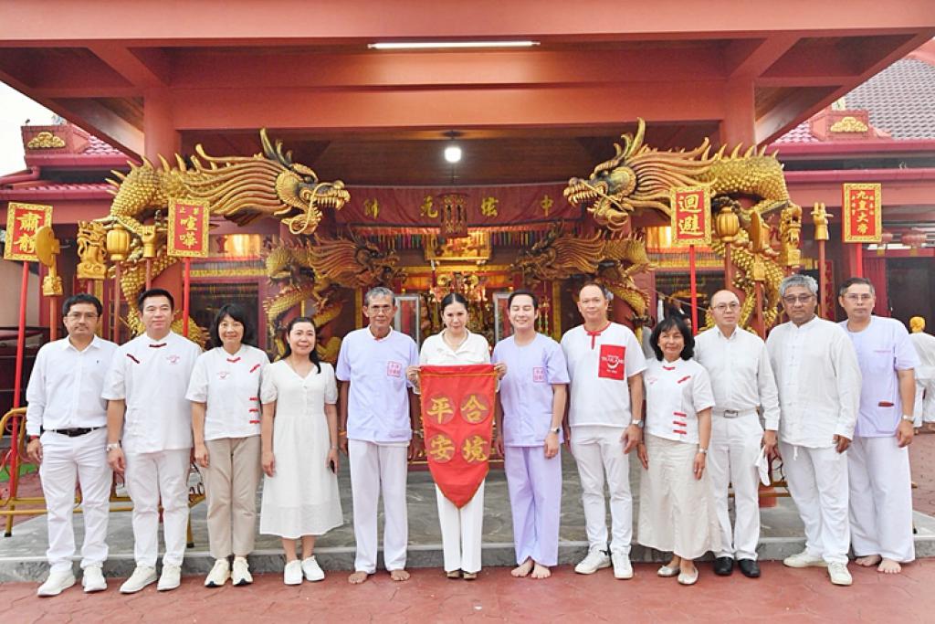 ผู้ว่าการ ททท. ร่วมสืบสาน &ldquo;ประเพณีกินผักจังหวัดพังงา&rdquo;  เป็นประธานพิธียกเสาโกเต้ง 186 ปี ศาลเจ้ากระโสมเต้าโบ้เก้ง จ.พังงา